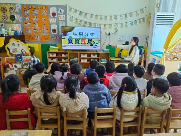垃圾分类，绿色“童”行 —— 铜罗幼儿园垃圾分类主题活动